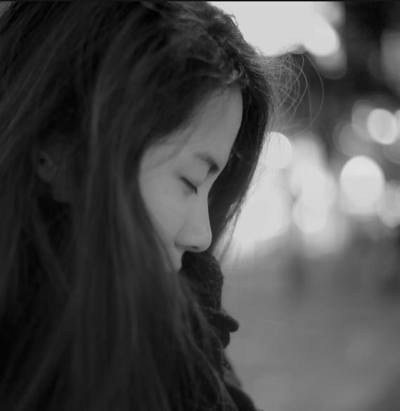 黑色孤独伤感图片大全