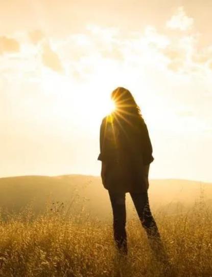 与世无争看淡一切图片