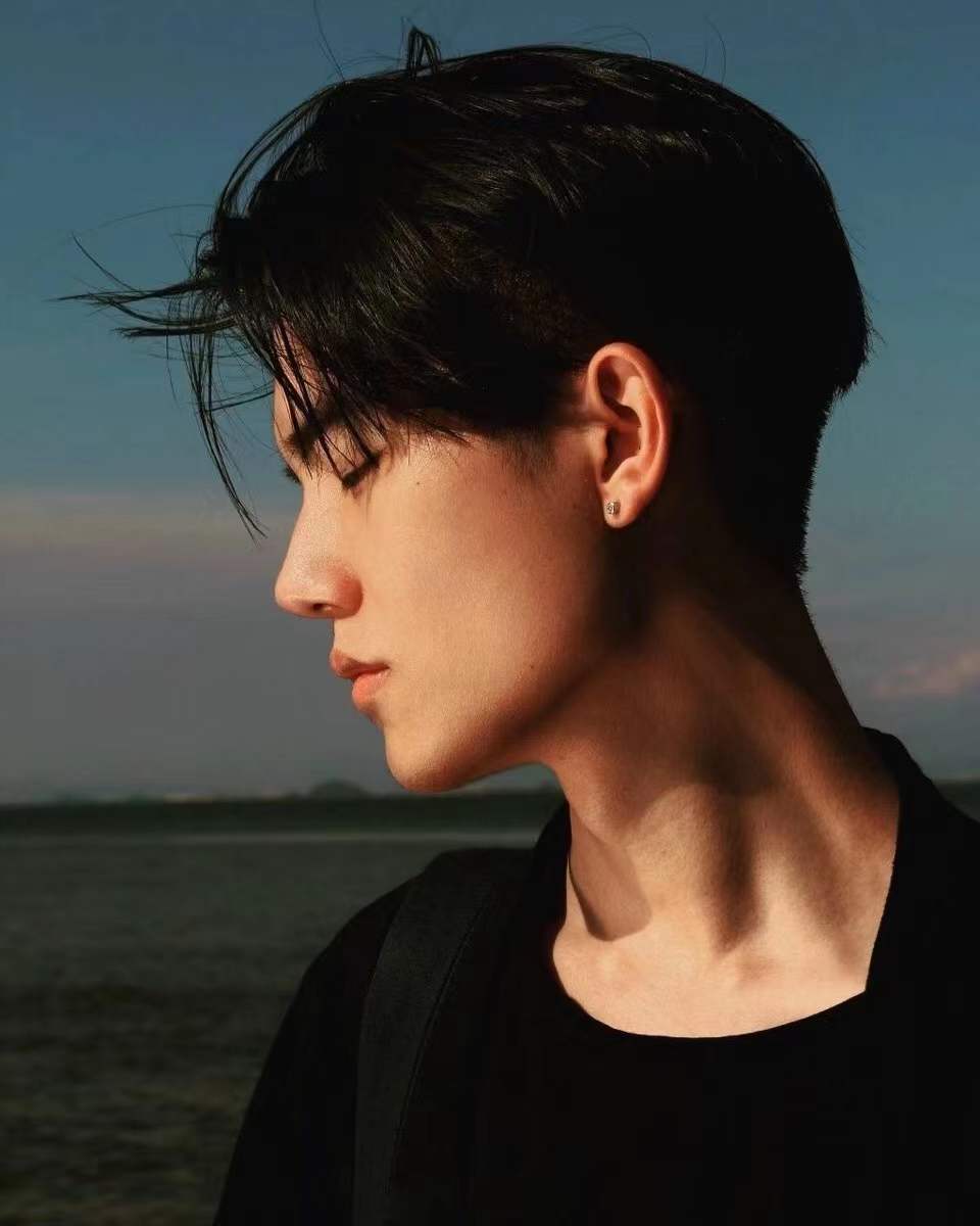 男人专用头像图片，男人头像照片大全