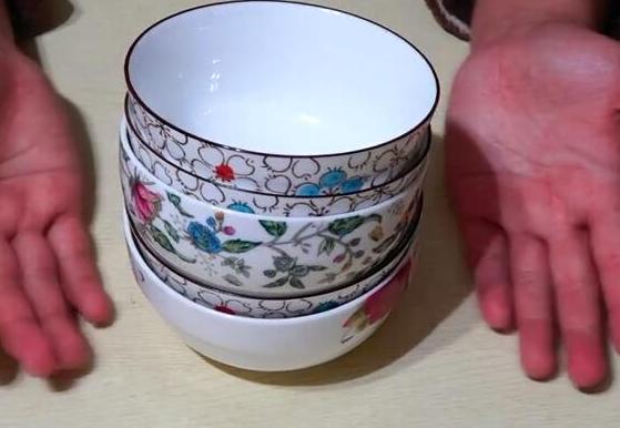 两个碗叠一起太紧分不开怎么办,两个碗叠一起分开小妙招