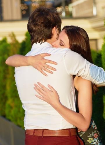 24种拥抱方式图解,最佳拥抱姿势图解