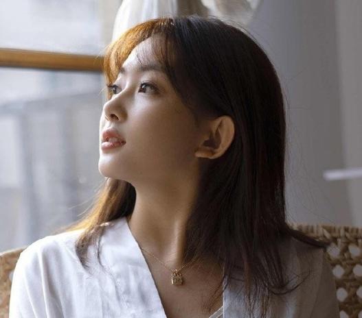 有贵族气质的女人特征,女人什么长相有贵族气质