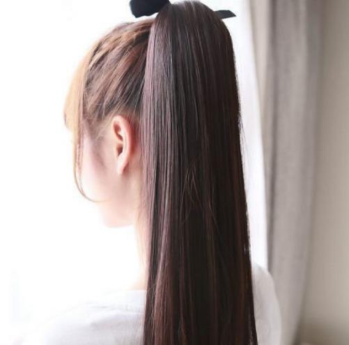 穿裙子绑什么头发好看,穿裙子扎什么头发显得好看