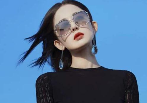 怎么从衣服的颜色看出女人的性格