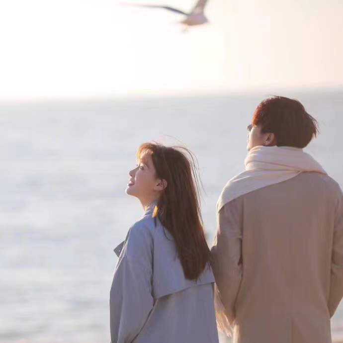 520男女秀恩爱图片,520浪漫图片