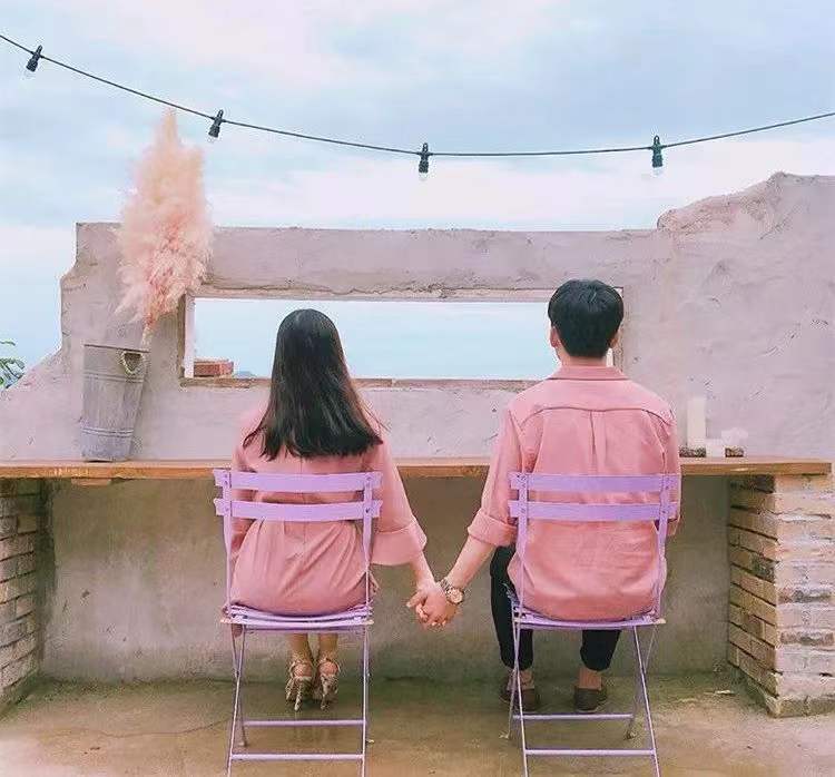 520男女秀恩爱图片,520浪漫图片