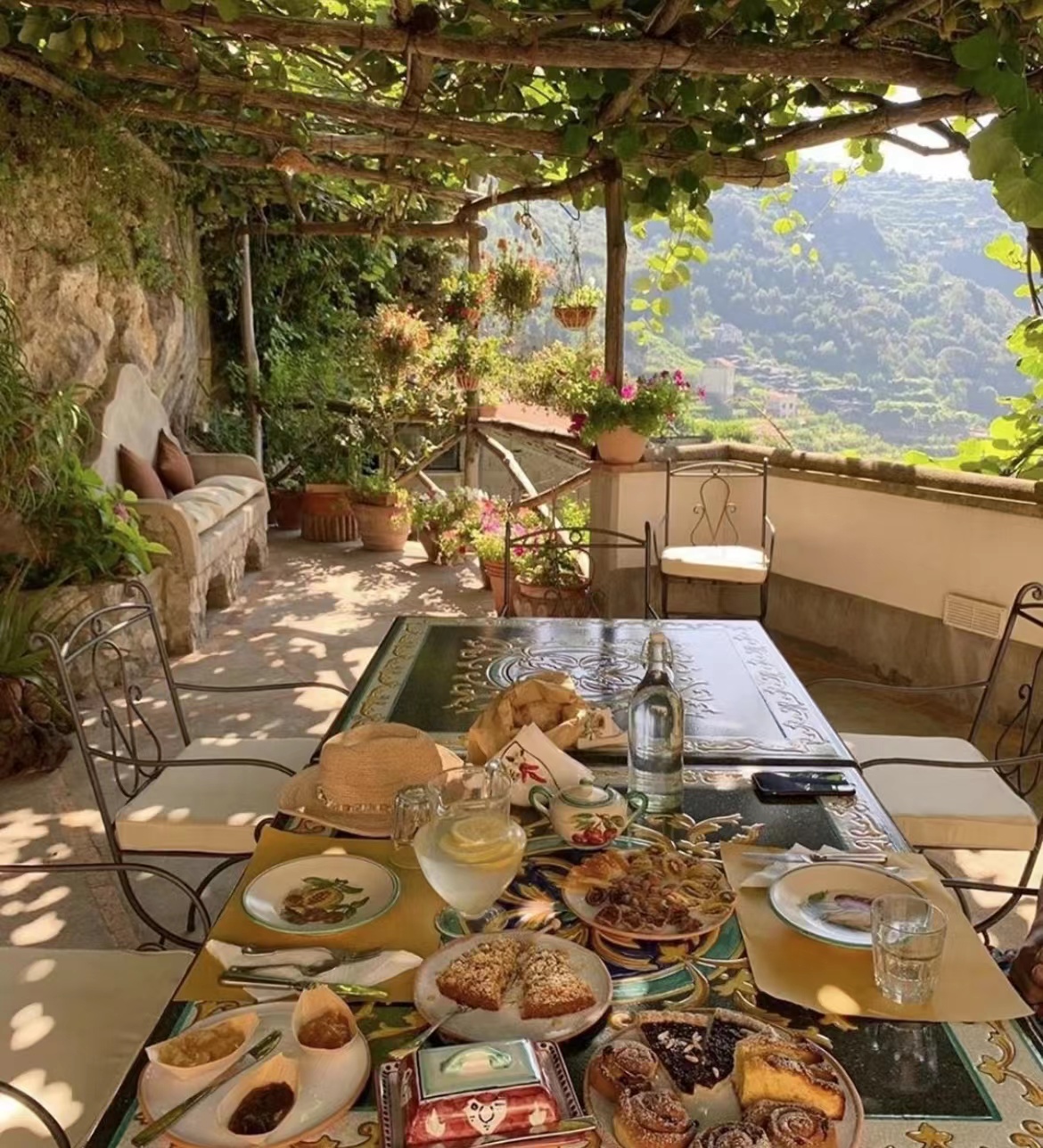 心情愉悦享受生活图片,自由愉悦轻松享受生活的图片