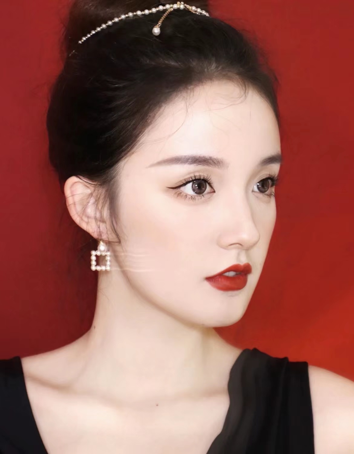 唇红齿白明眸皓齿图片