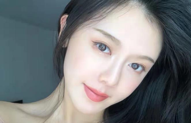 中年女性怎样提升魅力,中年女性如何增加自己的魅力