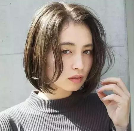 发际线低额头窄怎么整,女生发际线低额头窄适合的发型