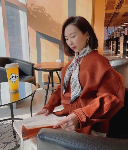 五十岁女人优雅的习惯，五十岁的女人怎样更优雅