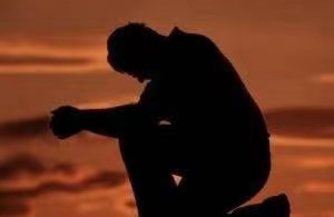 向生活低头图片