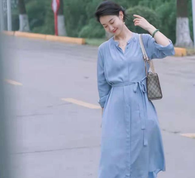 天气热穿什么衣服凉快,夏天穿什么面料衣服凉快