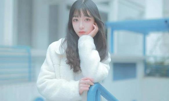 女生做哪种动作可以让男生喜欢