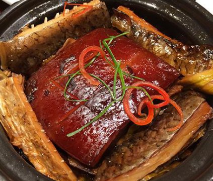 中老年人少吃这3类食物，60岁以上少吃三种食物