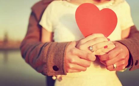 为什么男人会将朋友看得比自己老婆还重要，什么样的男人会把友情看得比爱情重要