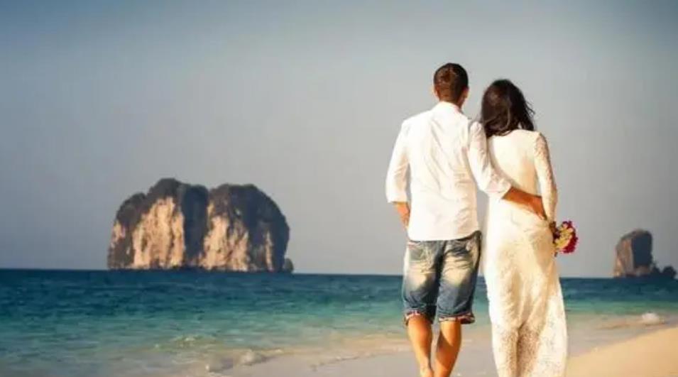 怎么让男人爱你无法自拔，怎么才能抓住男人的心