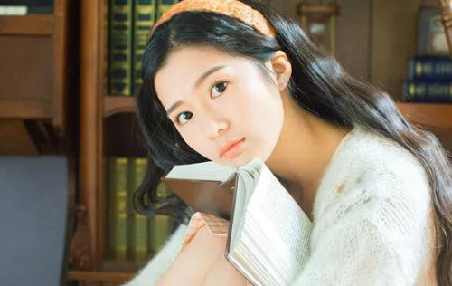 女孩子为什么喜欢口是心非，女孩子口是心非的心理