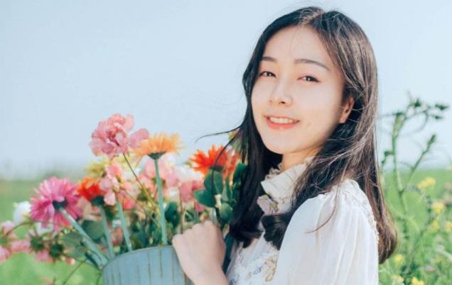 越低调越有福气的女人,为什么一个女人越低调越有福气