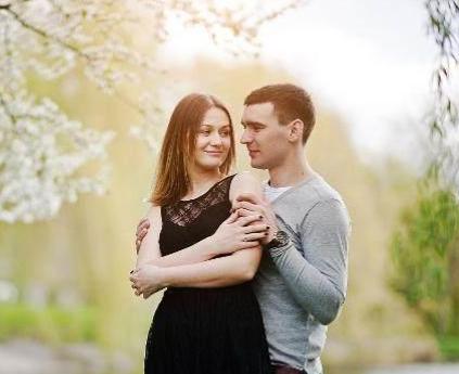 男人动心的眼神特征,男人眼神发亮说明什么