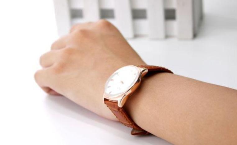 左撇子为什么更聪明，左撇子比右撇子更聪明吗