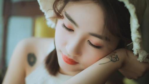 舍得伤害你的是什么人,为什么伤你最深的是你最亲近的人