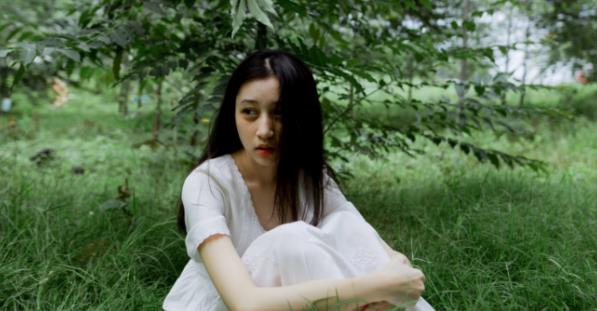 男人对前妻很好是还爱她吗，男人离婚是因为不爱吗