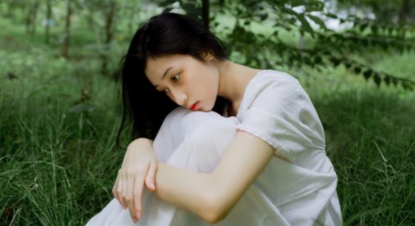 男人对前妻很好是还爱她吗，男人离婚是因为不爱吗