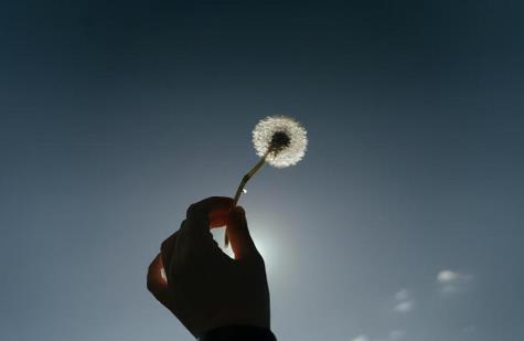 被人看不起要如何改变,怎么做让别人看得起自己