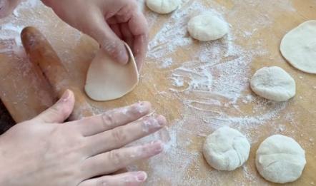 笼布不粘包子诀窍,馒头到底要怎么做才又蓬松又大