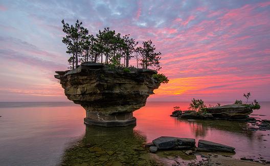 女人同男人交往不花他钱的心理,情侣不花对方钱有什么心理