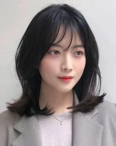 额头窄最佳发型,额头窄头尖适合什么发型