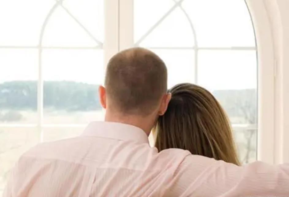 50岁夫妻要保持的距离感,50岁以后的夫妻怎么保持距离感