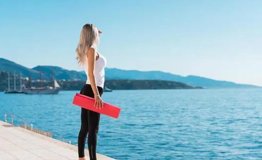 50岁夫妻要保持的距离感,50岁以后的夫妻怎么保持距离感