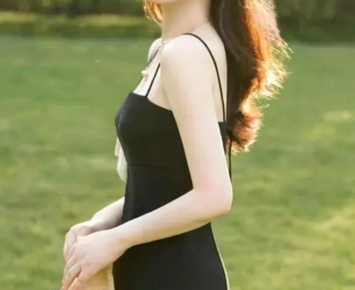 男人在意你的衣着是爱你吗,男人为什么在意你的衣着