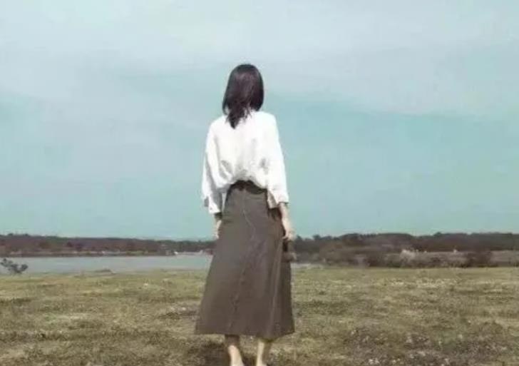 让老男人心底最迷恋的女人,男人心底最迷恋什么样的女人