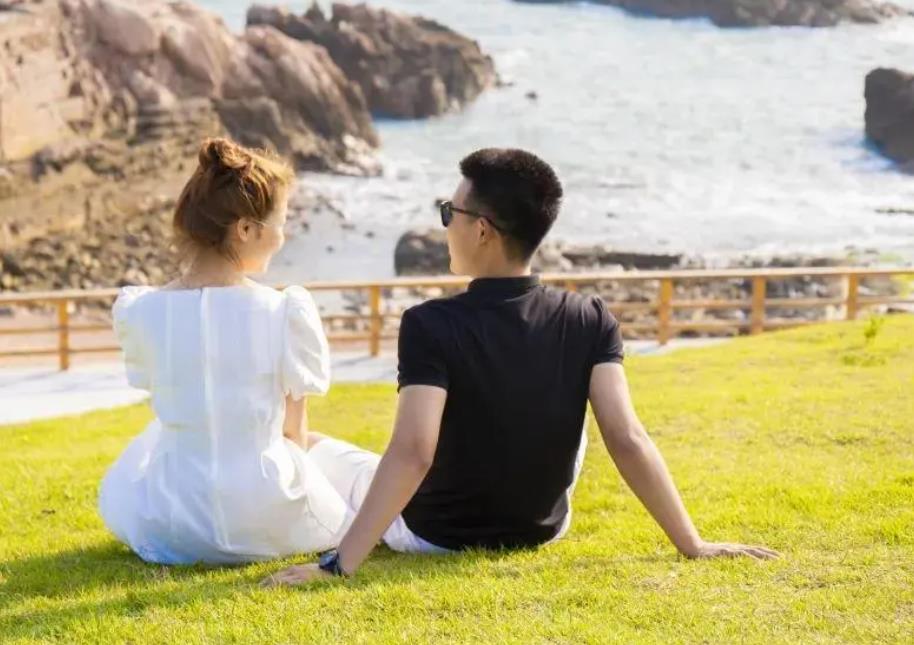 为什么说感情中最难的是中年人,为什么感情中最难的不是年轻人