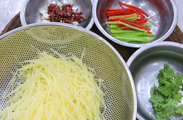 万能凉拌汁的调制方法不辣,万能凉拌汁的调制方法