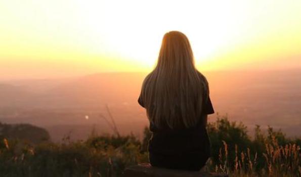 当女人不愿意和男人吵架了是不爱了吗，女人为什么不愿意和男人吵架了