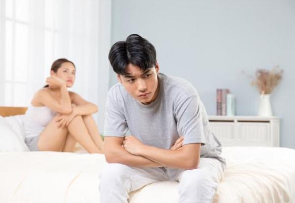 丈夫变心7个信号,婚后冷战多久男人开始害怕