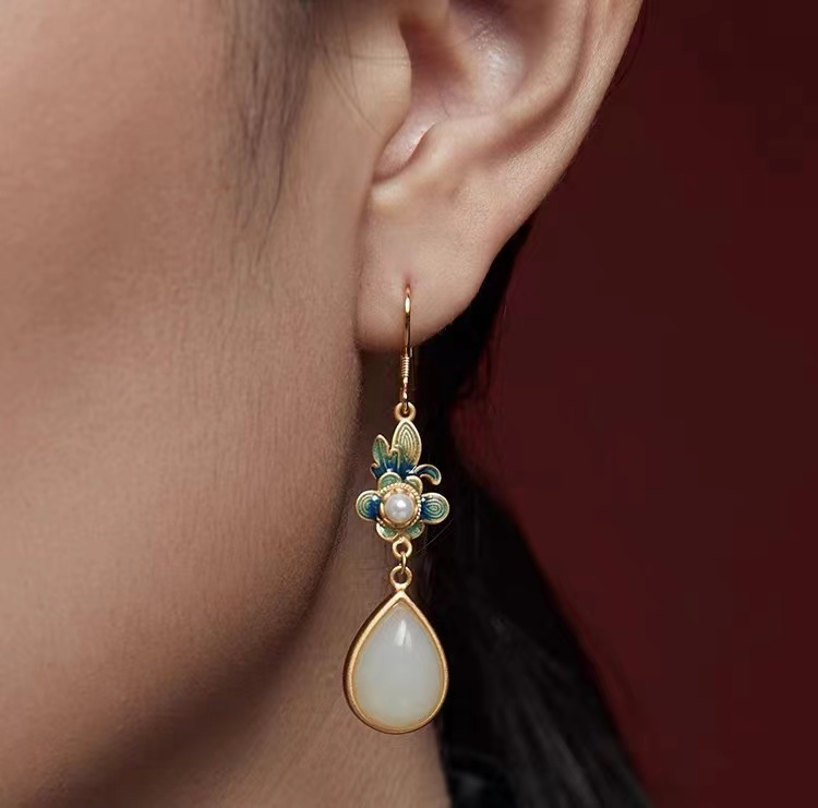 50-60岁适合的耳饰,40-50岁戴什么耳环好