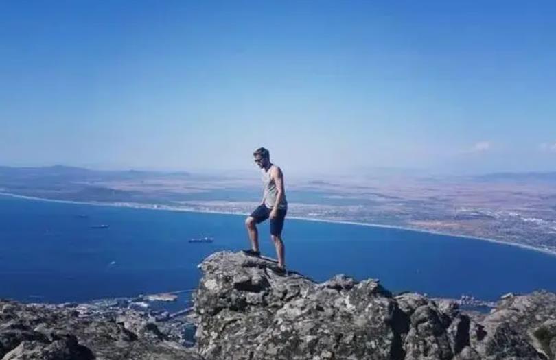 50岁人最忌讳的三种退路,中年人不想走的退路