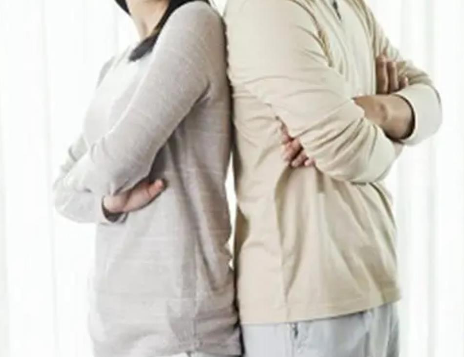 男人问你吃醋了怎么回答,老公问你吃醋了该怎么回答