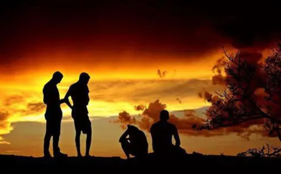 中年朋友之间最舒服的关系是什么样的,朋友之间到了中年怎么相处合适