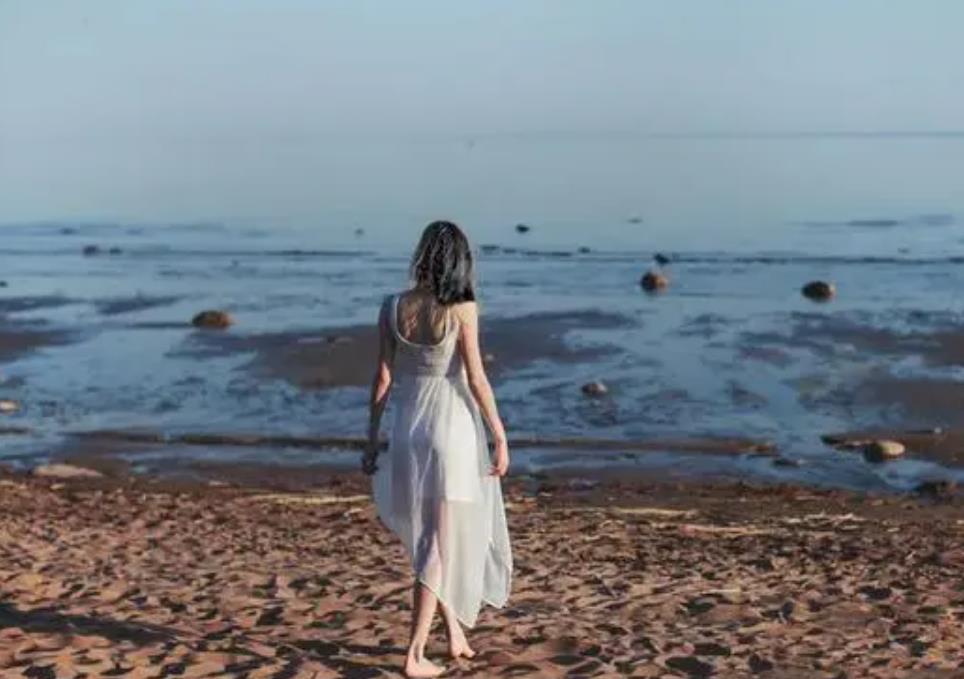 怎么才能活得通透自在,活得通透自在的女人特征