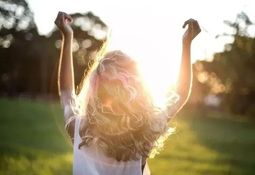 女人爱自己的最好方式，女人爱自己的最好方式就是投资自己吗