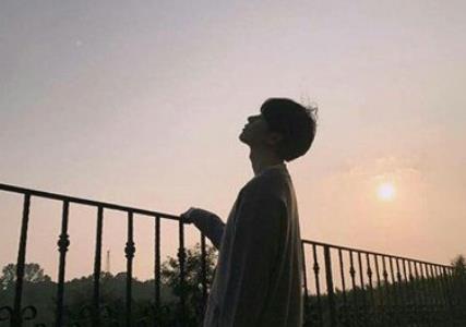 30岁的男人在女生心里是什么样的,女生眼中30岁男人的样子