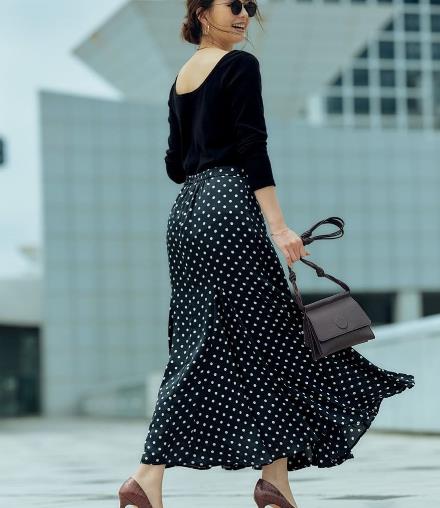 波点裙适合优雅的中年女人吗,波点裙和什么衣服搭配不死板