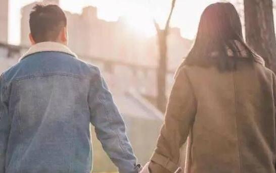 中年女人这4句话代表爱你，中年人说什么话隐晦表达爱