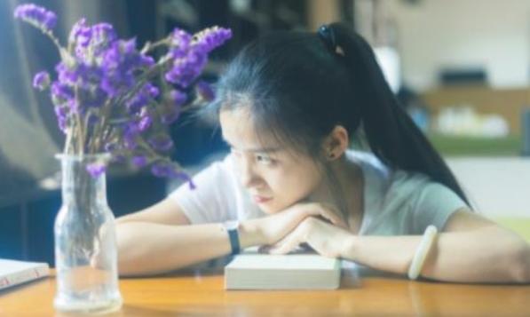 5个暗示说明他喜欢你，他喜欢你有什么暗示